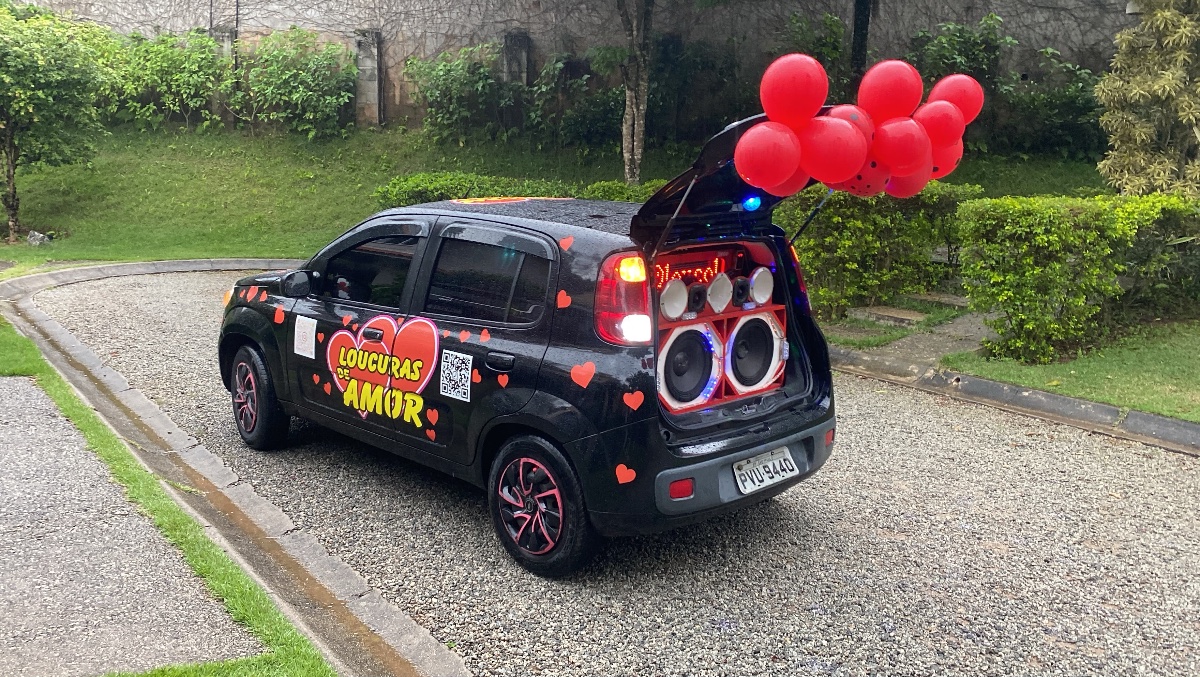 Carro de homenagem ao vivo, Telemensagem, carro da mensagem ,carro de amor , aniversário 